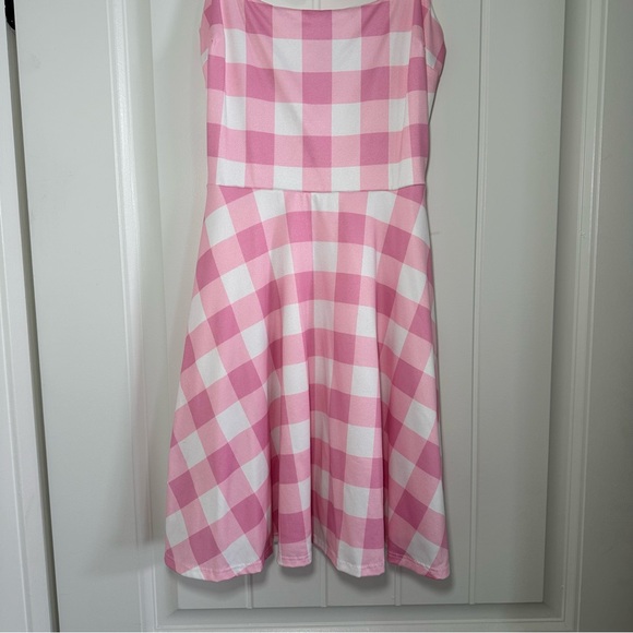 Beach Barbie Costume - Picture 3 of 5